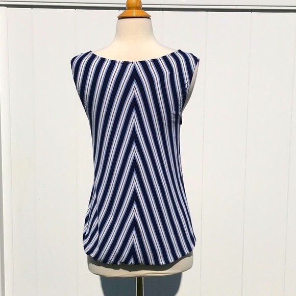 Max Studio Sleeveless Blue and White Striped V-neck Tank Top Size Medium - Picture 5 of 12